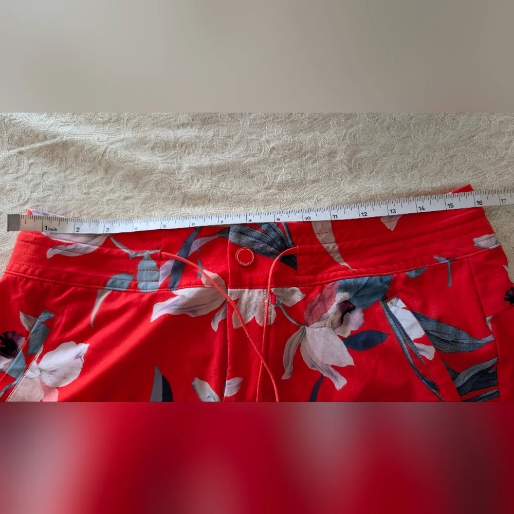 Athleta Women's Hudson Boardshort, size 10 - Picture 9 of 12